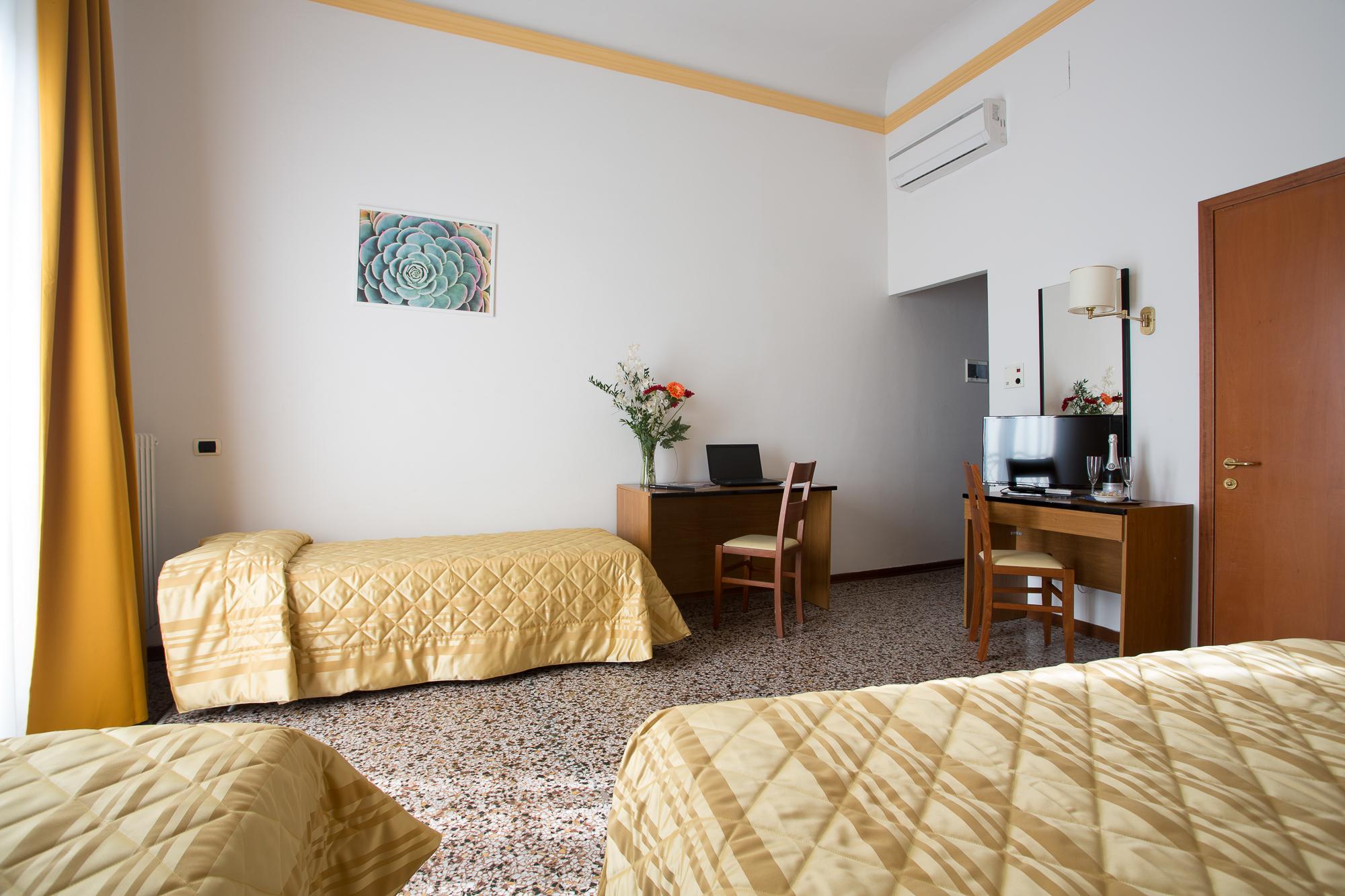Hotel Casa Del Lago فلورنس المظهر الخارجي الصورة